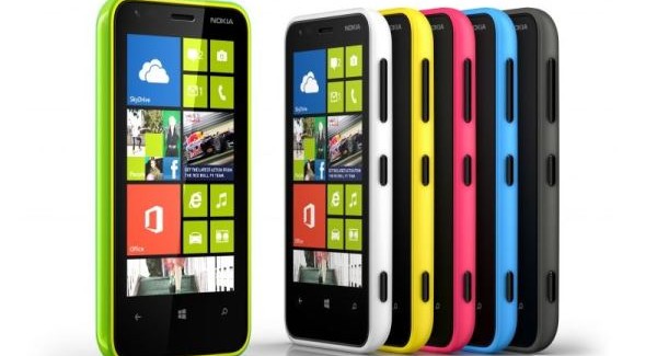 Nokia Lumia 620 in all colors