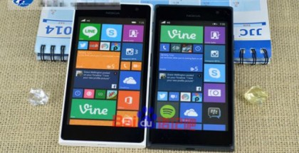 Nokia Lumia 730 front in black and white