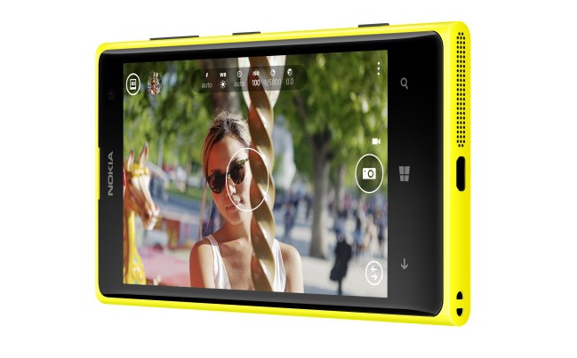 Nokia Lumia 1020 in yellow