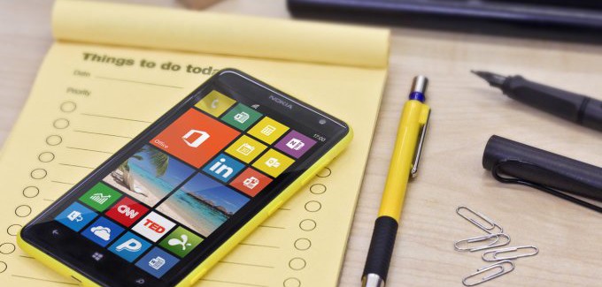 A picture of a yellow Nokia Lumia 625