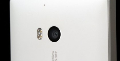 Nokia Lumia Icon camera back side