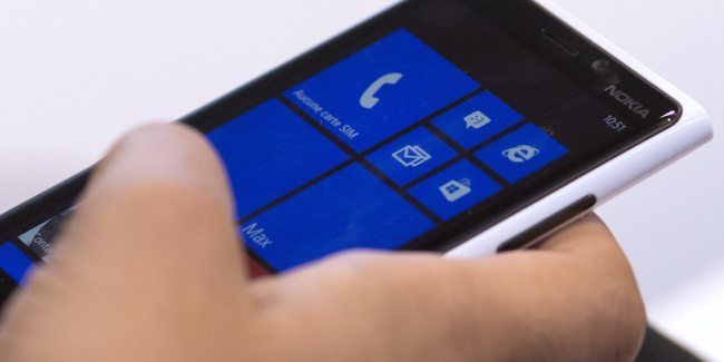 3 Ways to Learn About Smartphone Security