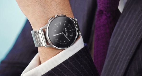 Vector Watch with an official Windows 10 app