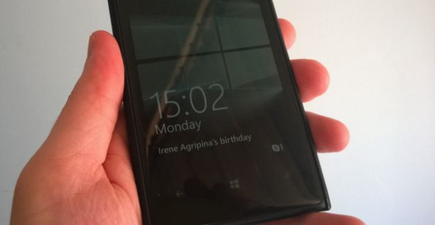 Windows 10 Glance on Lumia 1020 Nokia