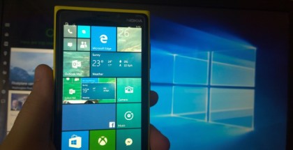 Windows 10 Logo and Windows Phone