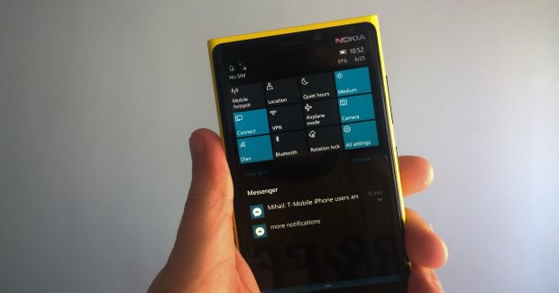 Windows 10 Mobile action center